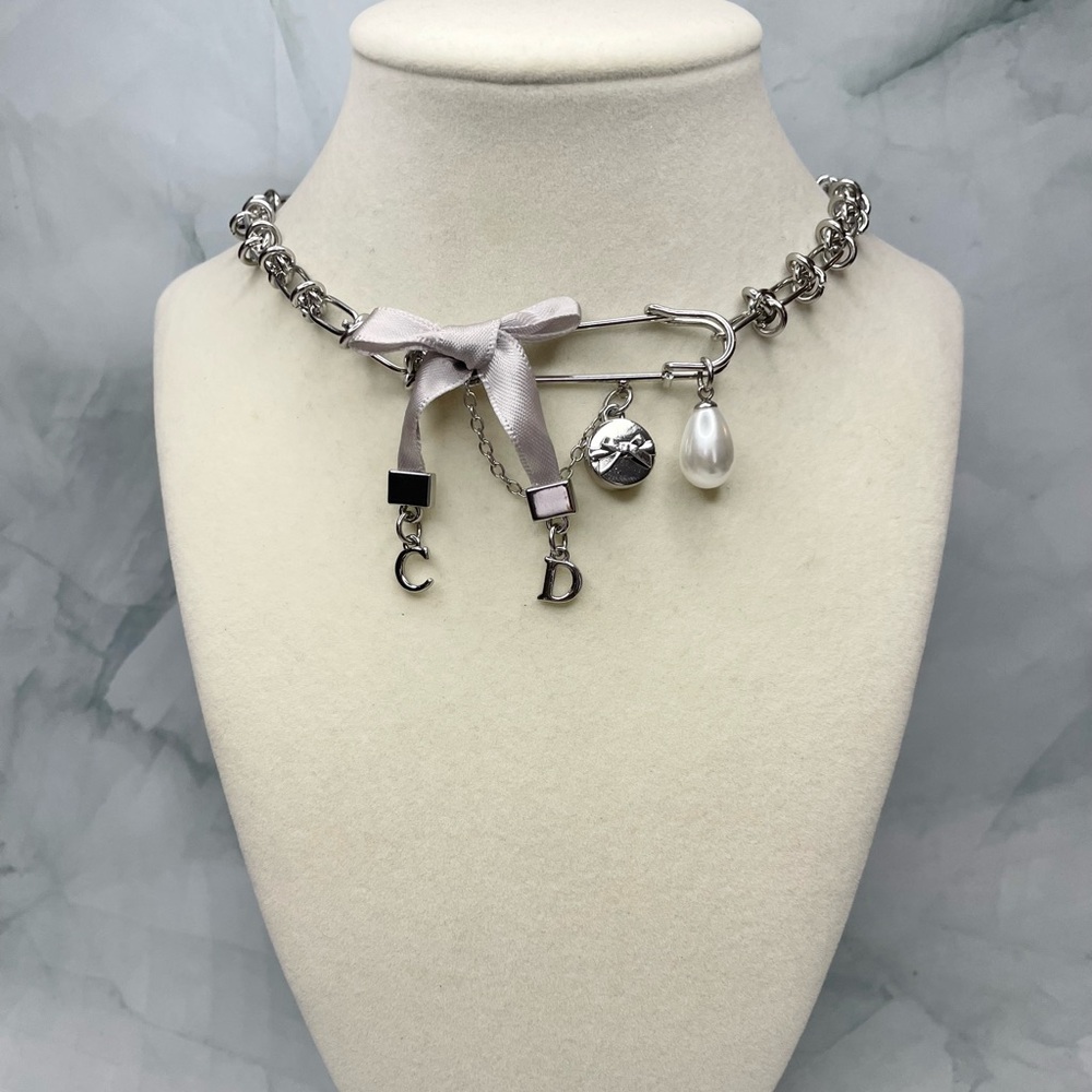 Upcycled Silver Paper Clip Charms Barbed Wire Choker Necklace